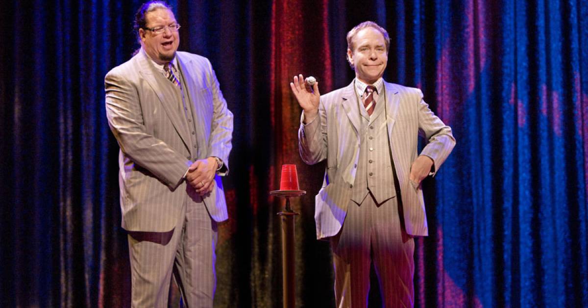 Penn & Teller put on a magical show for Vancouver