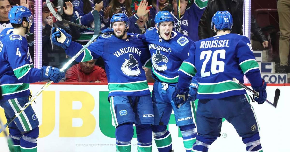 Should the Canucks name a new captain this season? - Vancouver Is