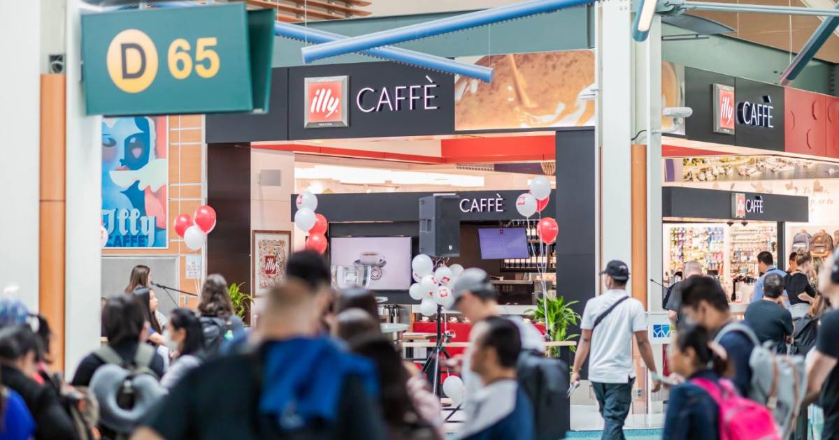 Authentic Italian Coffee Bar Experience Arrives at YVR with illy Caffè