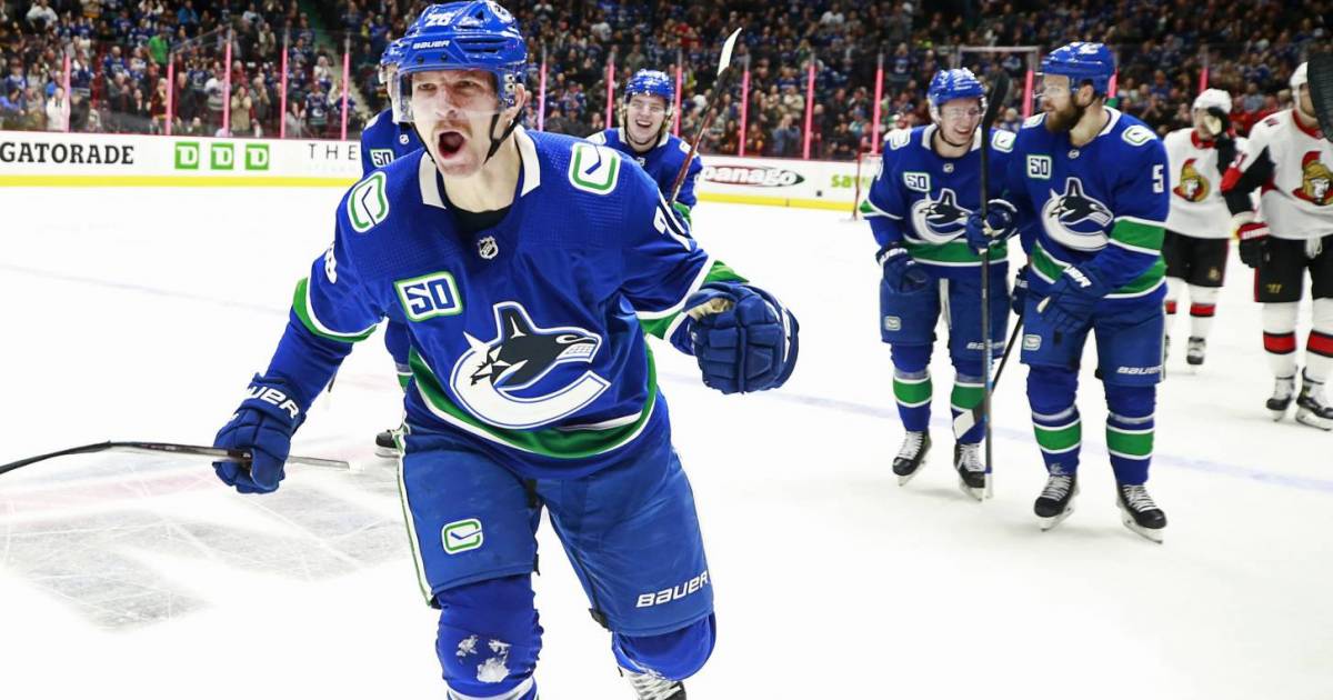 Alex Burrows is heading to the Canucks' Ring of Honour, which is good and  correct - Vancouver Is Awesome