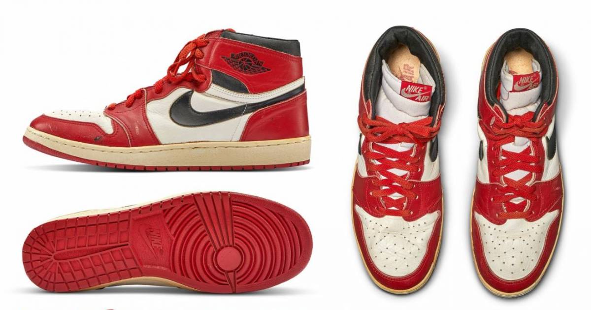 Michael Jordan's Own Air Jordan 1s Head to Auction at Sotheby's – Robb  Report