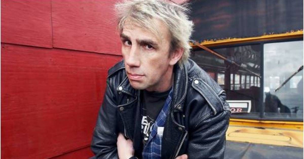 Finally, a self-proclaimed Shithead in office.