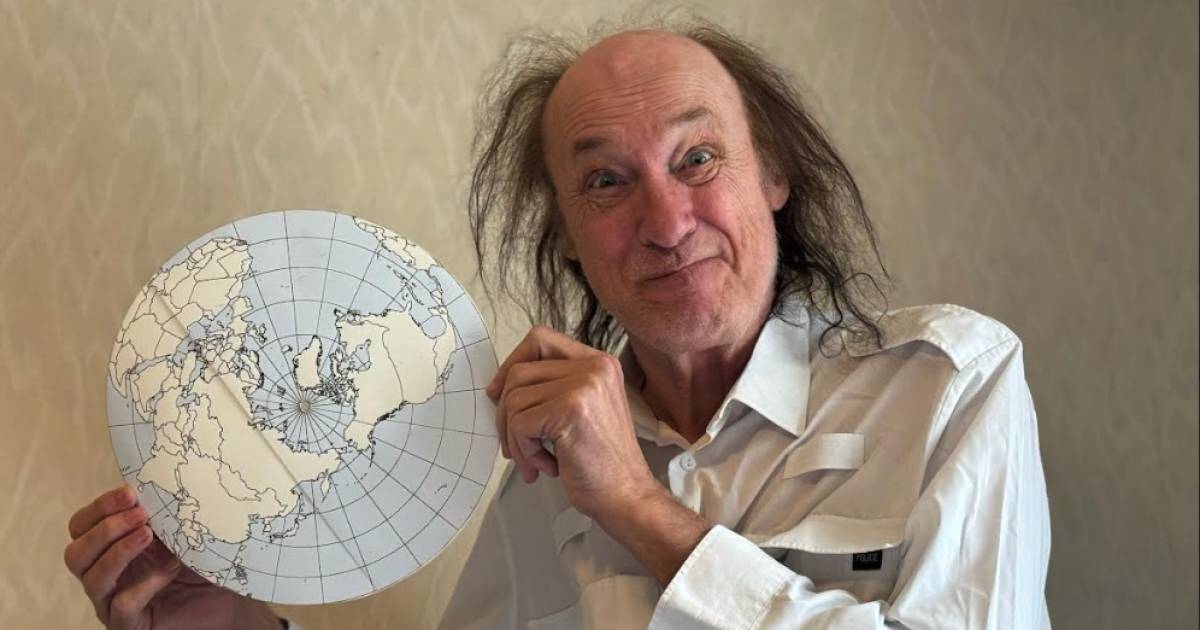 John Otway Part Two: Theatricality, punk rock, and his “Gleatest” Hits