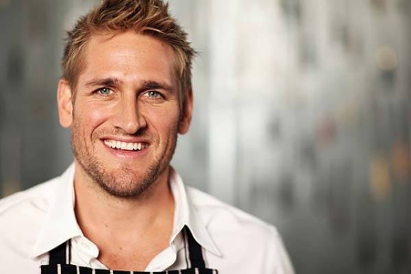 Take Home Chef dreamboat Curtis Stone signing bakeware and bras at The Bay