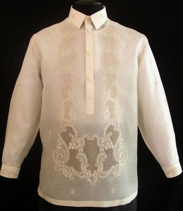 Vancouver Exhibit Showcases The Barong Tagalog Formal Wear Of Filipino Men Georgia Straight
